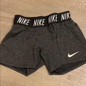Kids Girl Nike Drifit compression shorts